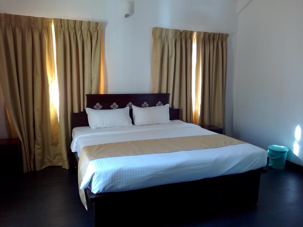 Pinto Rosario Square Resort Ucassaim Экстерьер фото