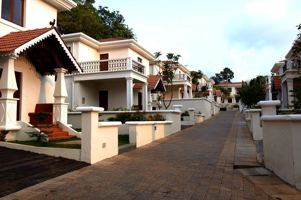Pinto Rosario Square Resort Ucassaim Экстерьер фото