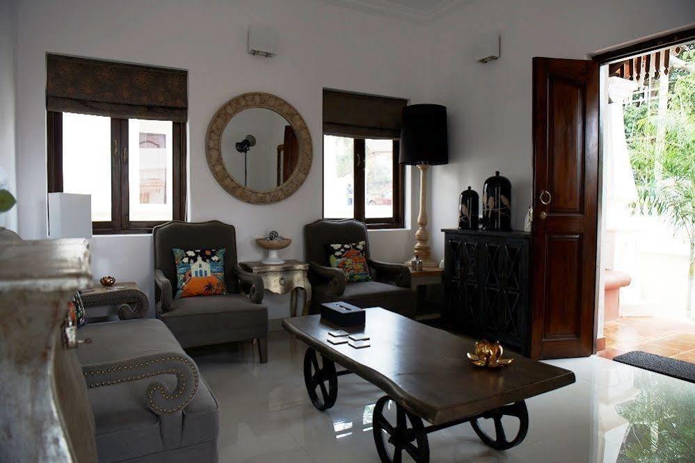 Pinto Rosario Square Resort Ucassaim Экстерьер фото